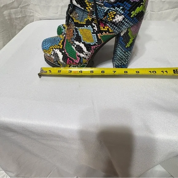 Liliana multicolored snakeskin platform combat boots. - Picture 6 of 9